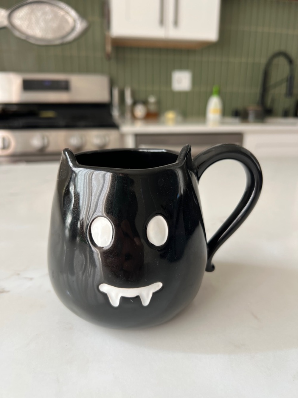 Pottery Barn Black Halloween Vampire Cat or Bat 🦇 Ceramic Mug - Brand Unknown